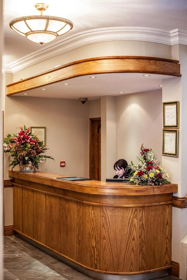 Gullane'S Hotel Ballinasloe Exterior photo